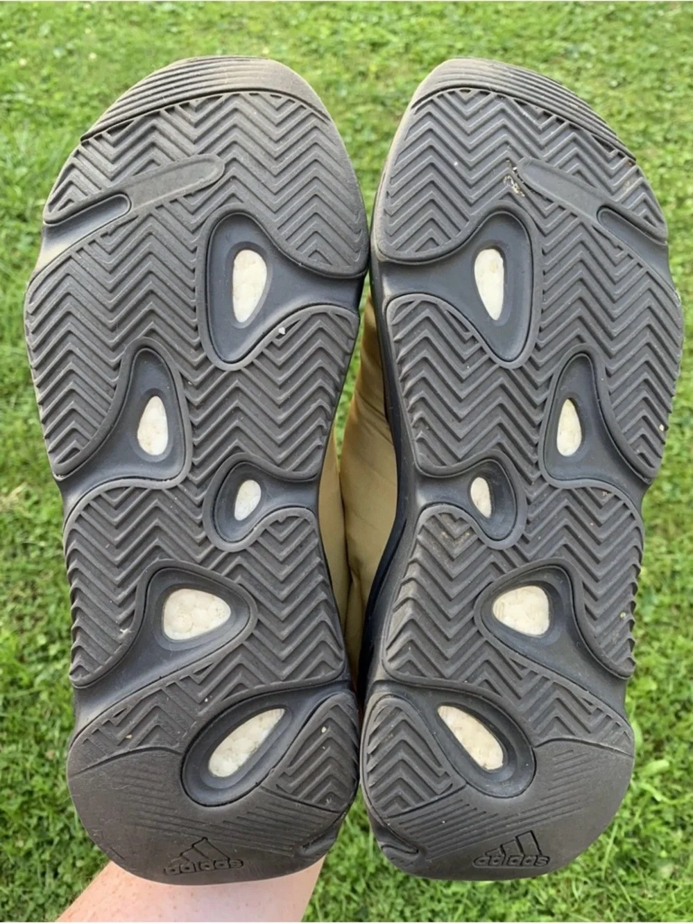 Adidas Yeezy Boost 700 MNVN Honey Flux Size 11
